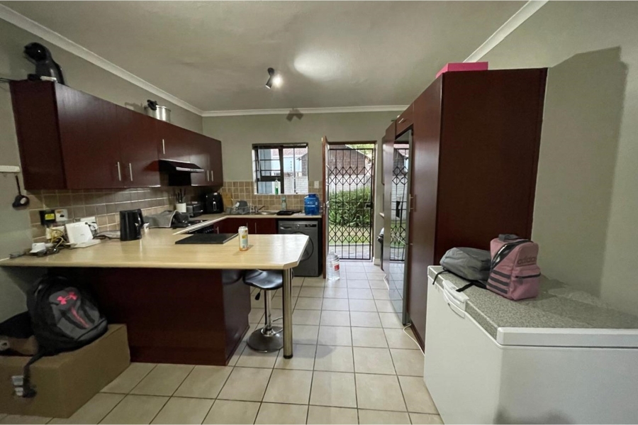 2 Bedroom Property for Sale in Sherwood Eastern Cape